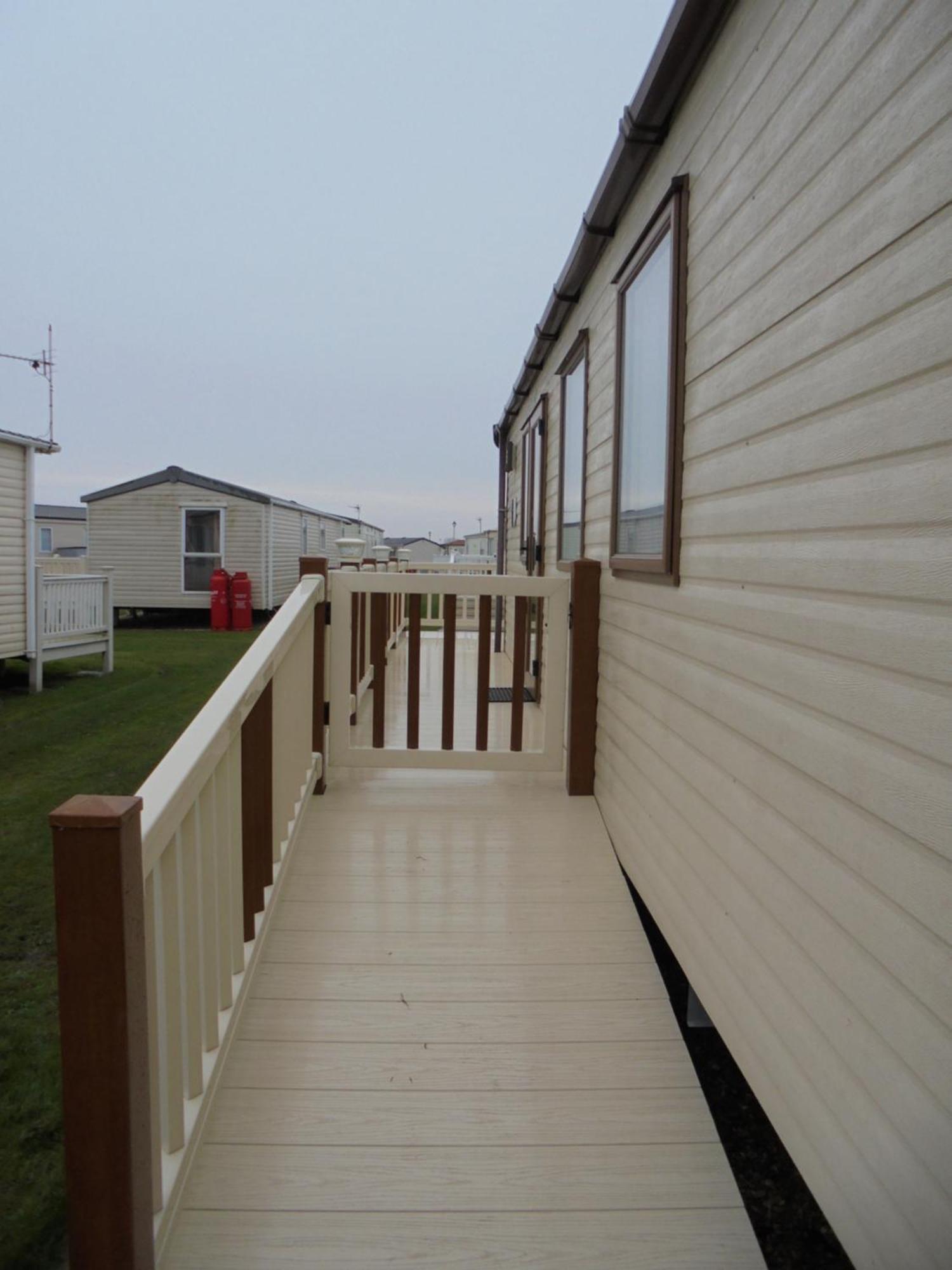 The Grange Ingoldmells: Elan 6 Berth, Central Heated, Wrap Around Decking Exterior foto